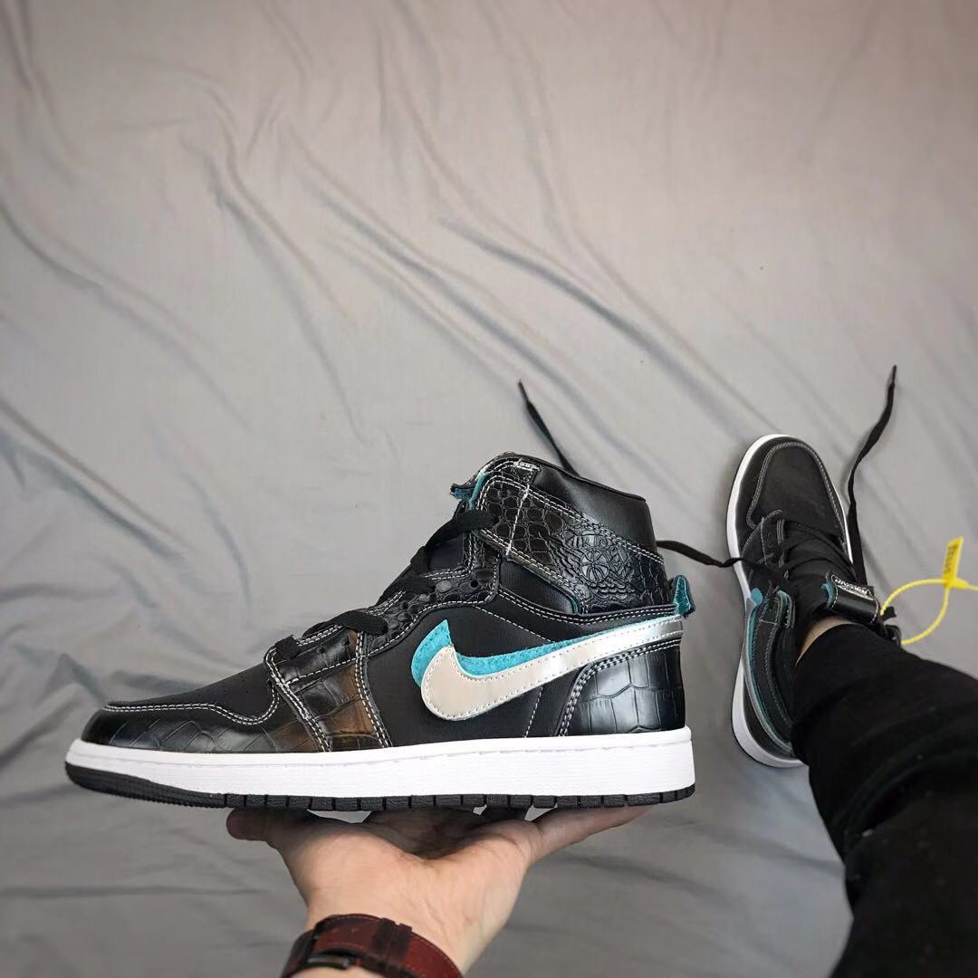 Air Jordan 1 Patent Leather Black Jade Silver Shoes